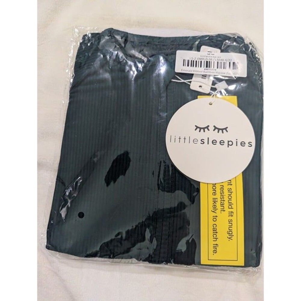 BNIB Little Sleepies Emerald Ribbed Zippy, 3T